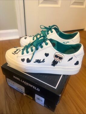 Karl Lagerfeld Paris Women’s Cate Pins Sneakers Size 7.5